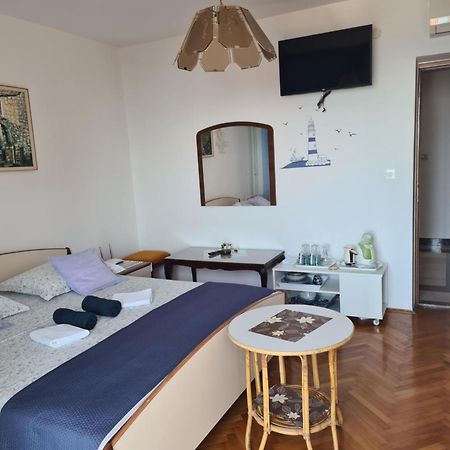 Rooms Raos Брела Екстер'єр фото