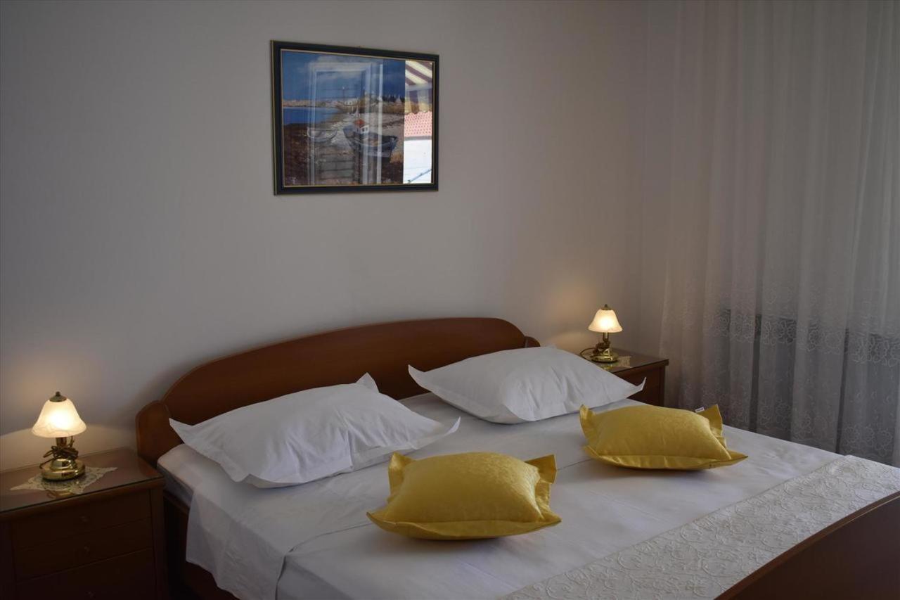 Rooms Raos Брела Екстер'єр фото